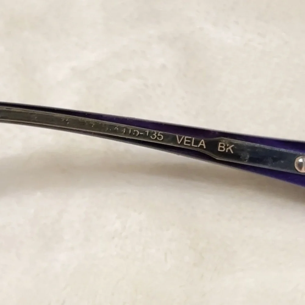 Vera Wang Eyeglass Frames. Blue.
